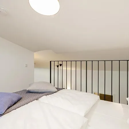 2 Bedroom Gorgeous In Lembruch-duemmer Casa de Férias *